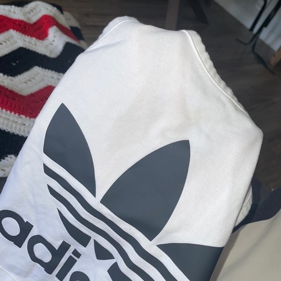 Cropped Adidas Halter - Picture 7 of 7